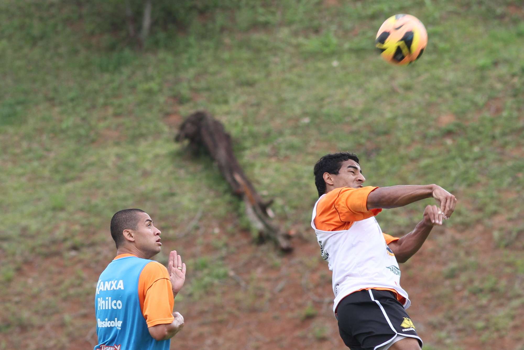 Criciúma trabalha parte tática