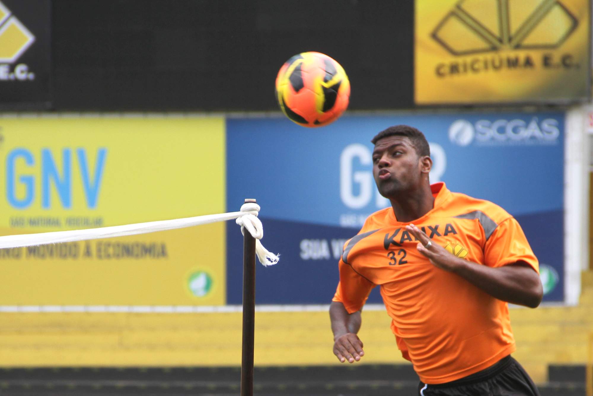 Trabalho diversificado no Criciúma