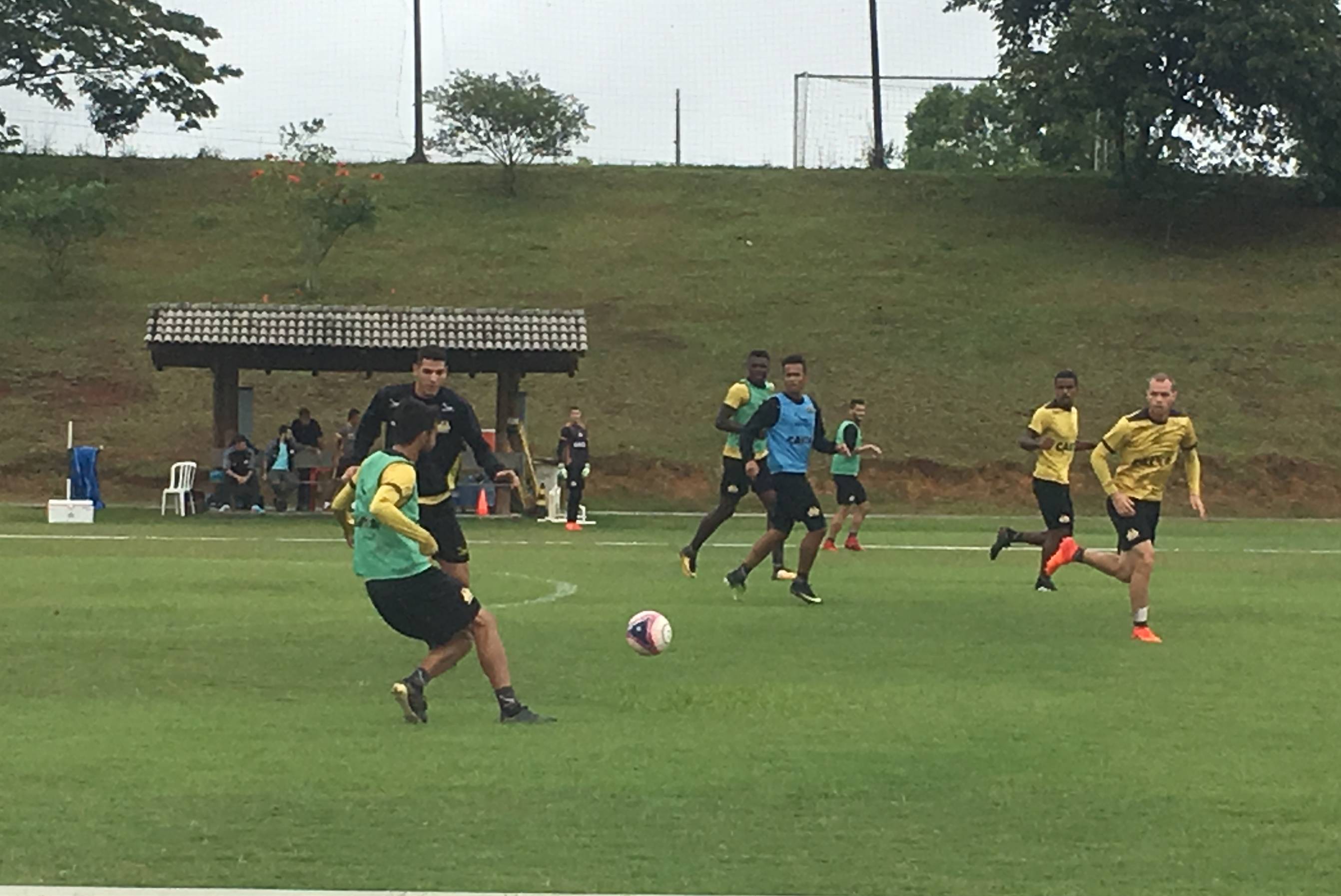 Treino do Criciúma no CT - 27/03