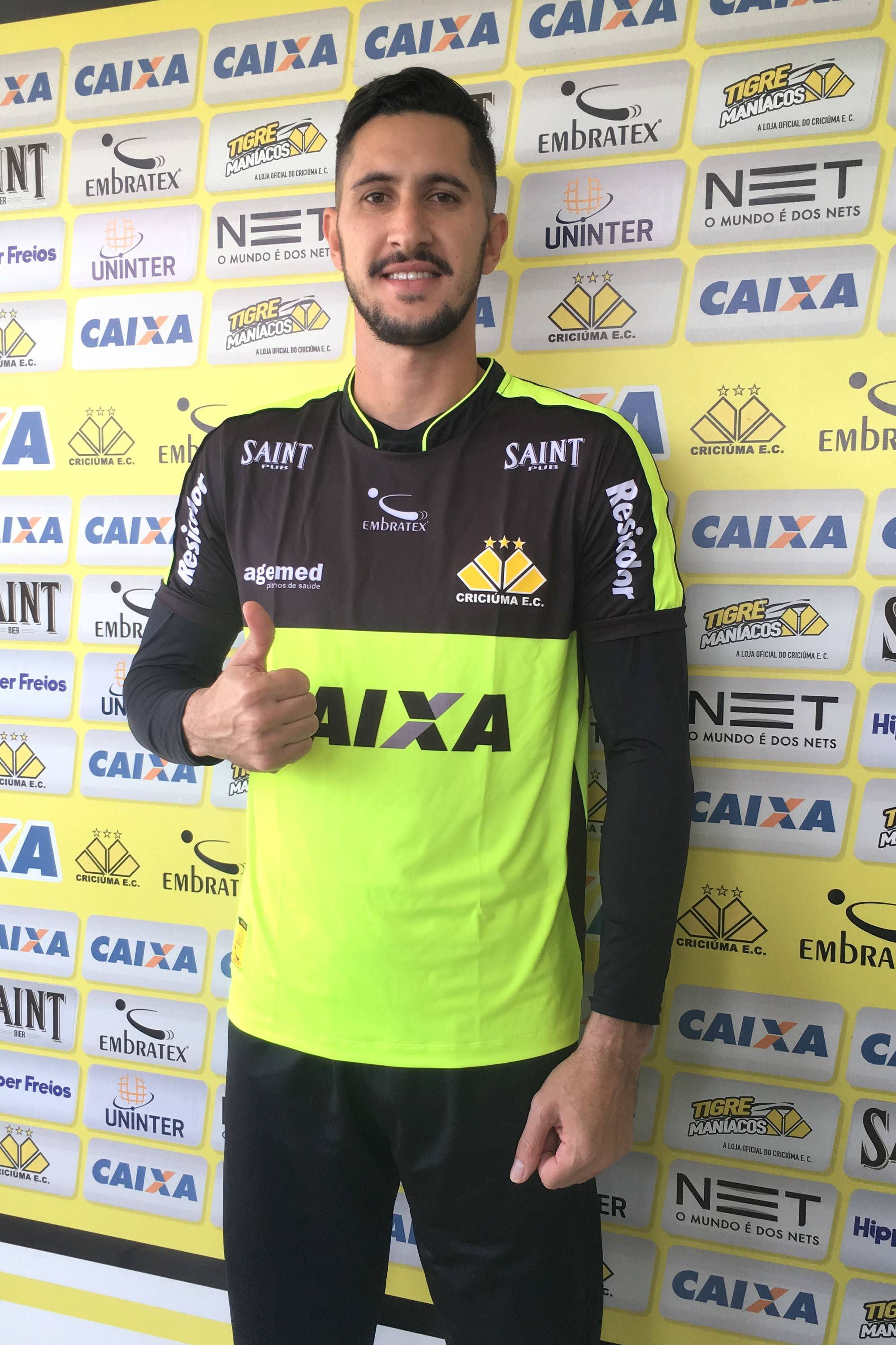 Apresentação do goleiro Belliato - 28/06