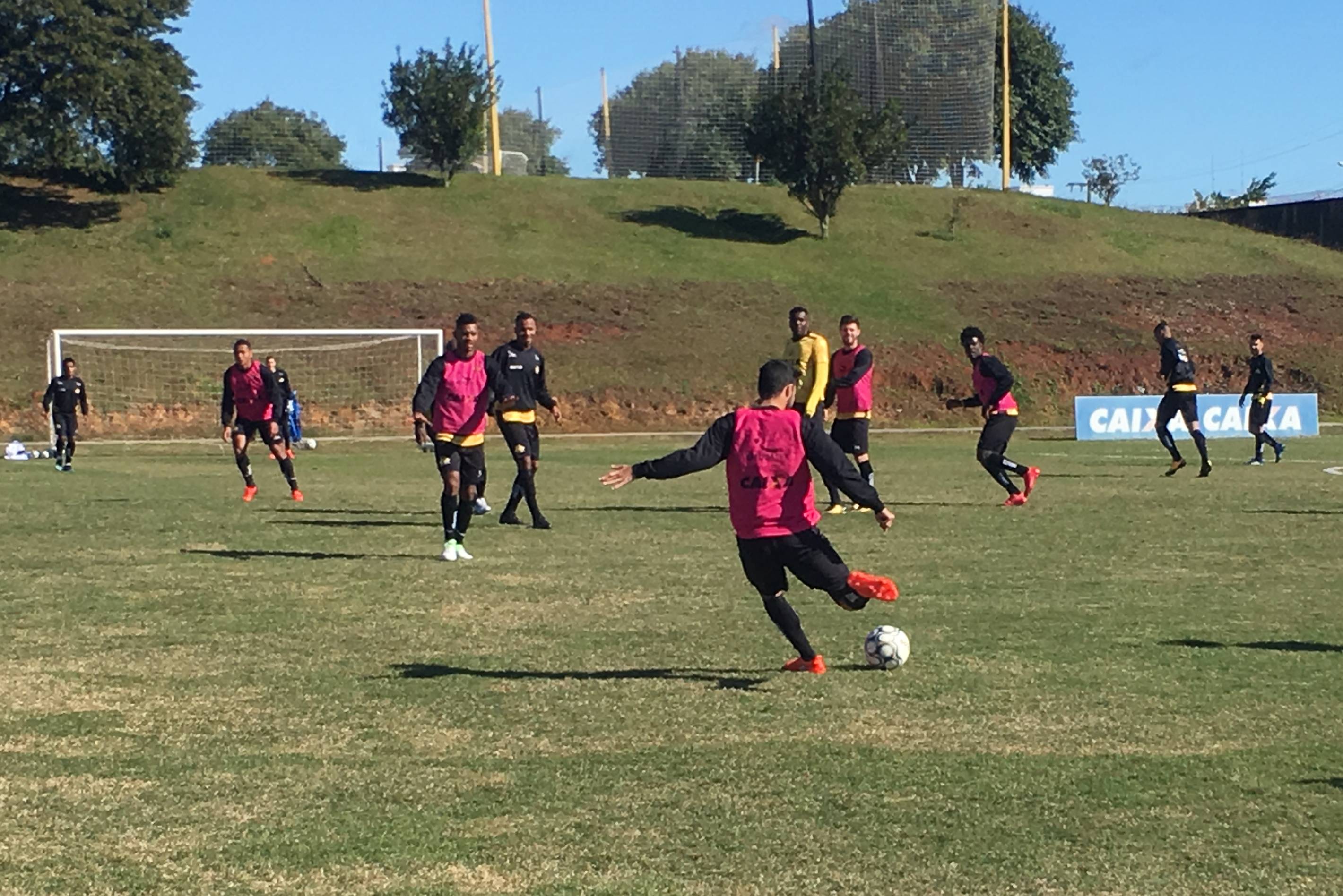 Treino do Criciúma no CT Antenor Angeloni - 10/08