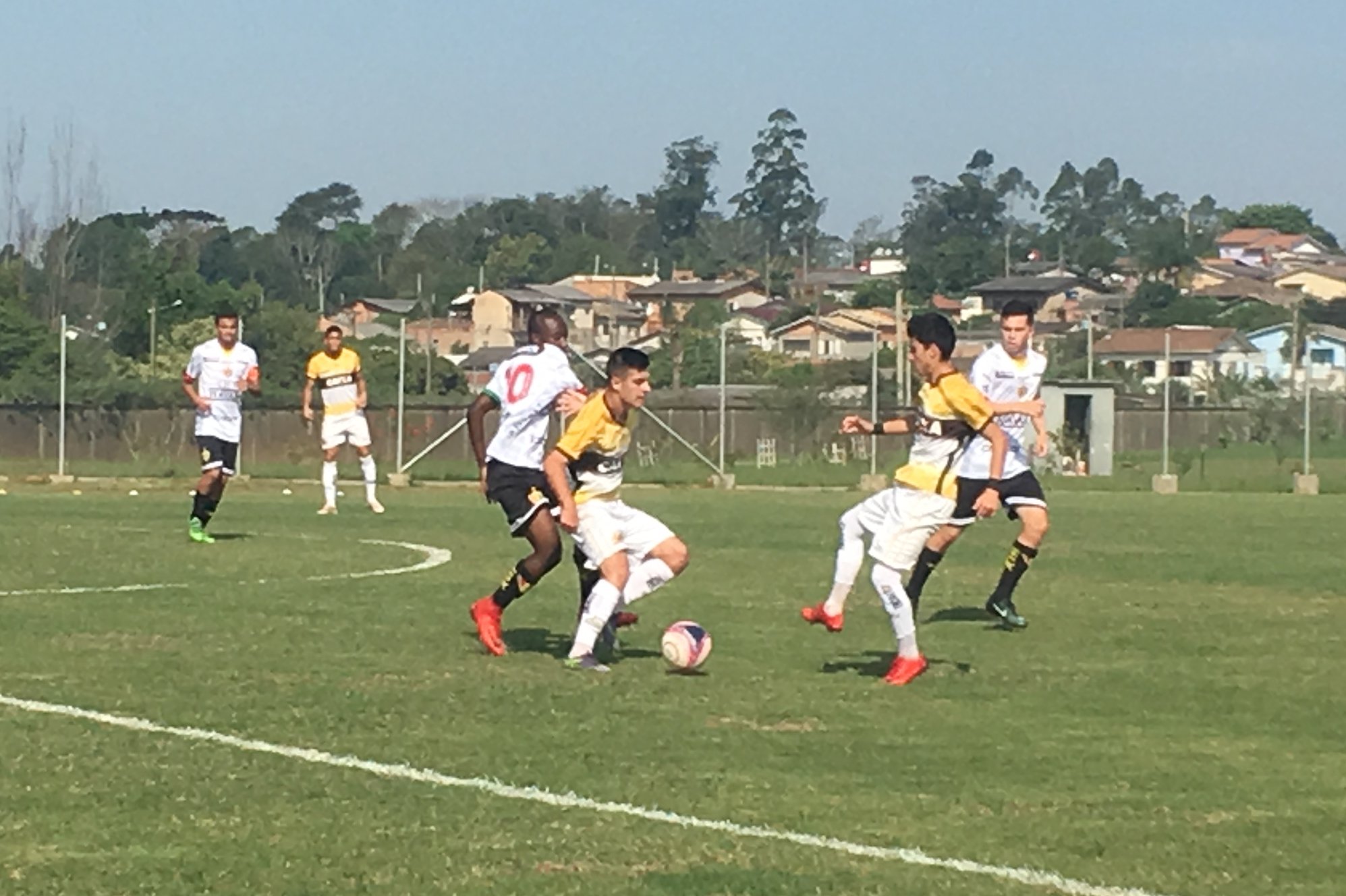 Fotos: Sub-15 e Sub-17 contra o Brusque no CT - 21/09