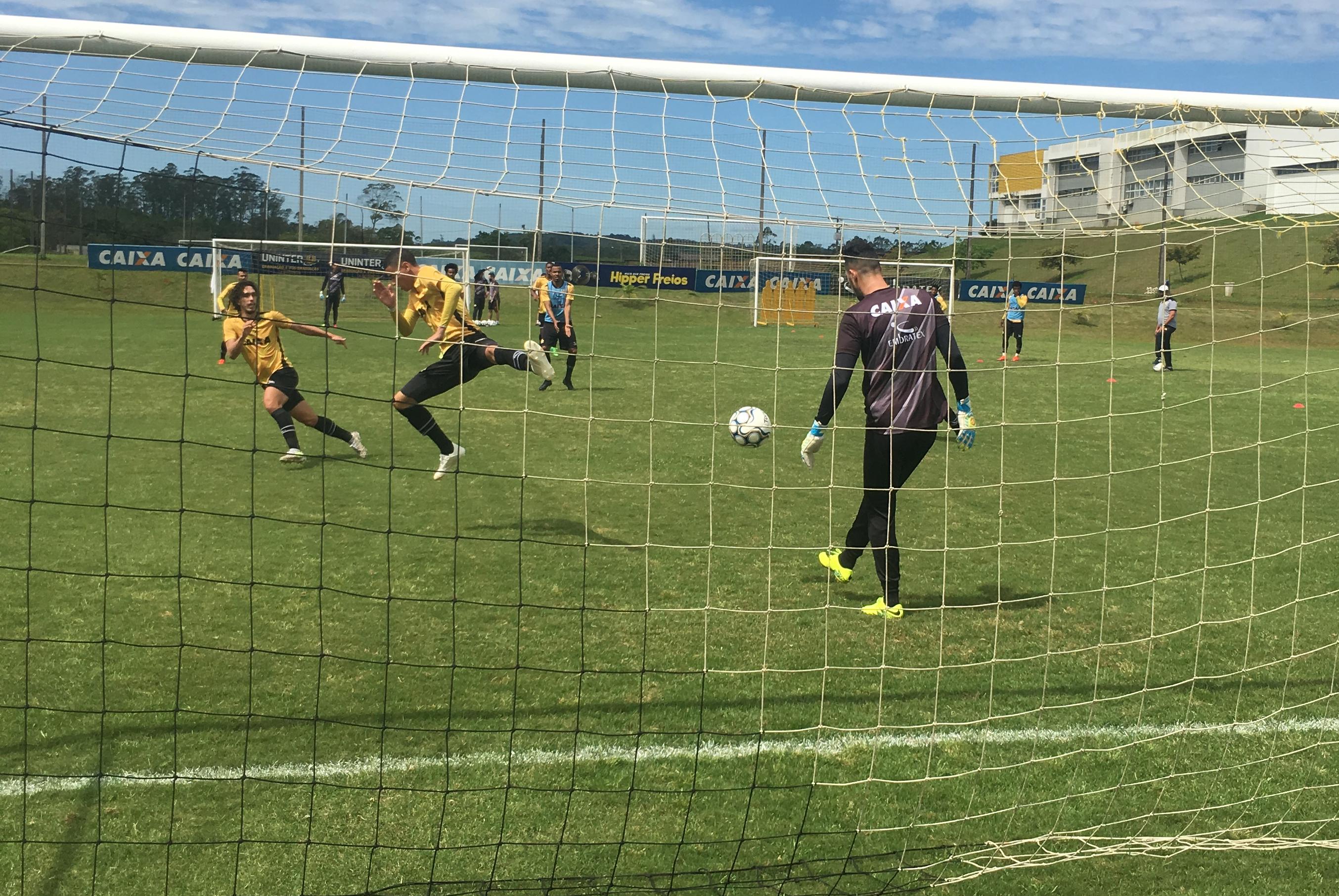 Treino do Criciúma no CT - 14/10