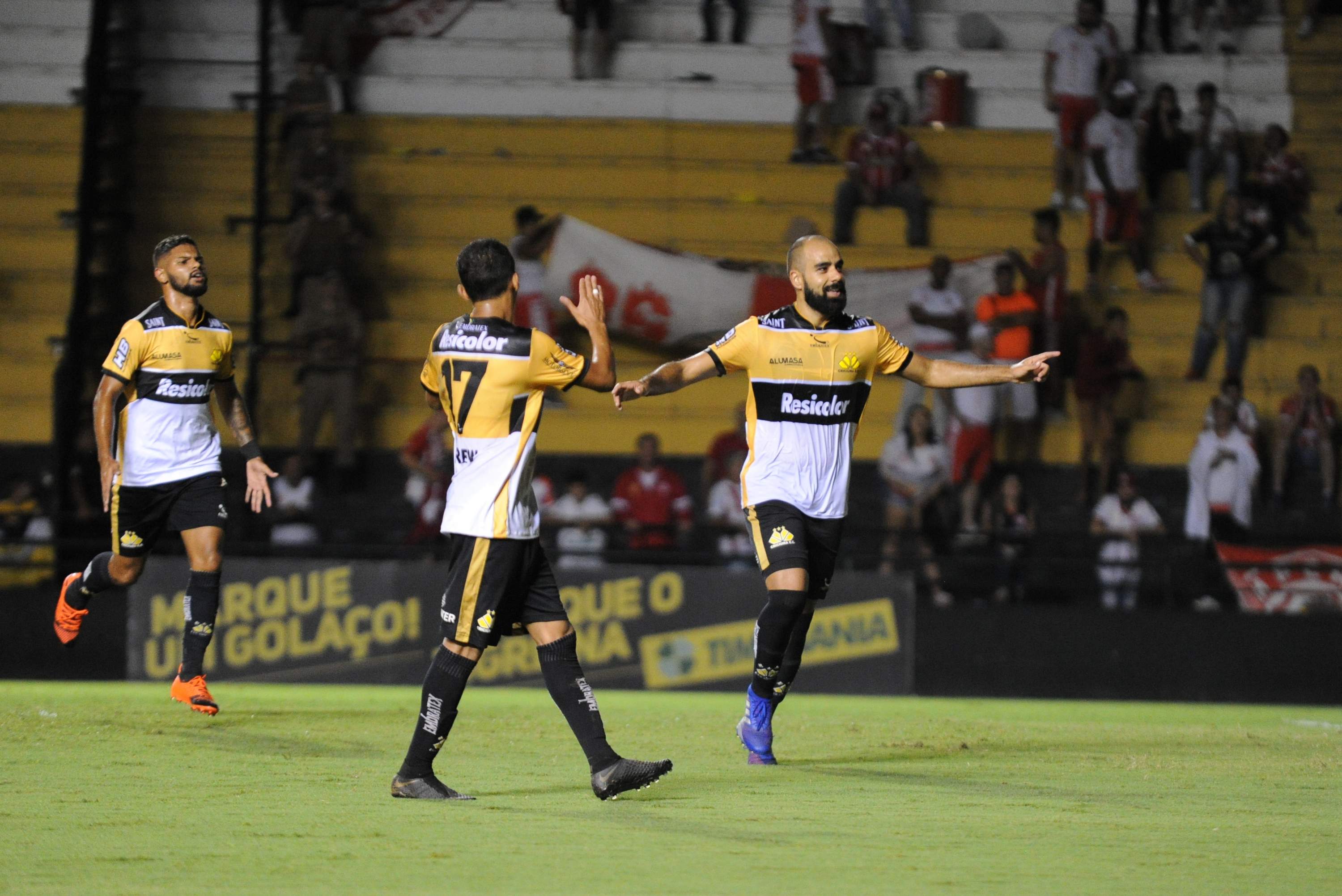 Fotos: Criciúma x Hercílio Luz - 27/02