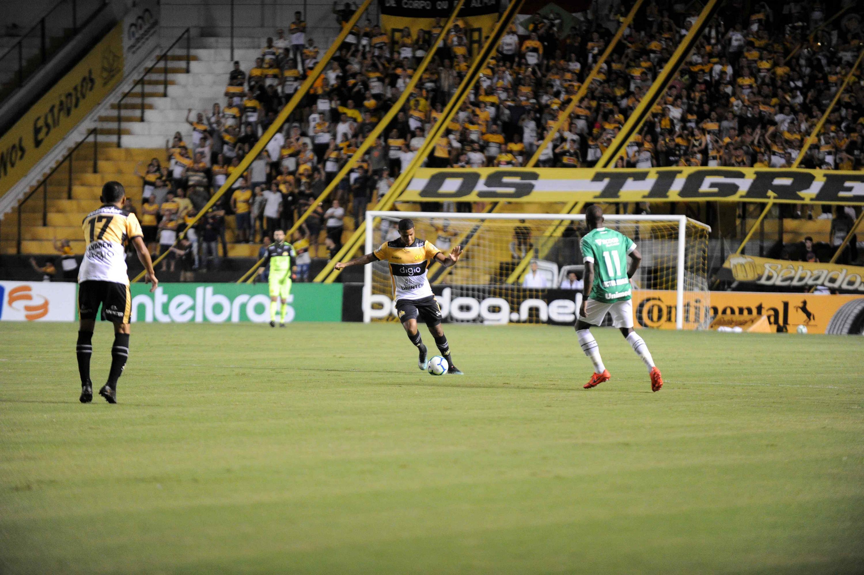 Fotos Criciúma x Chapecoense 10/04