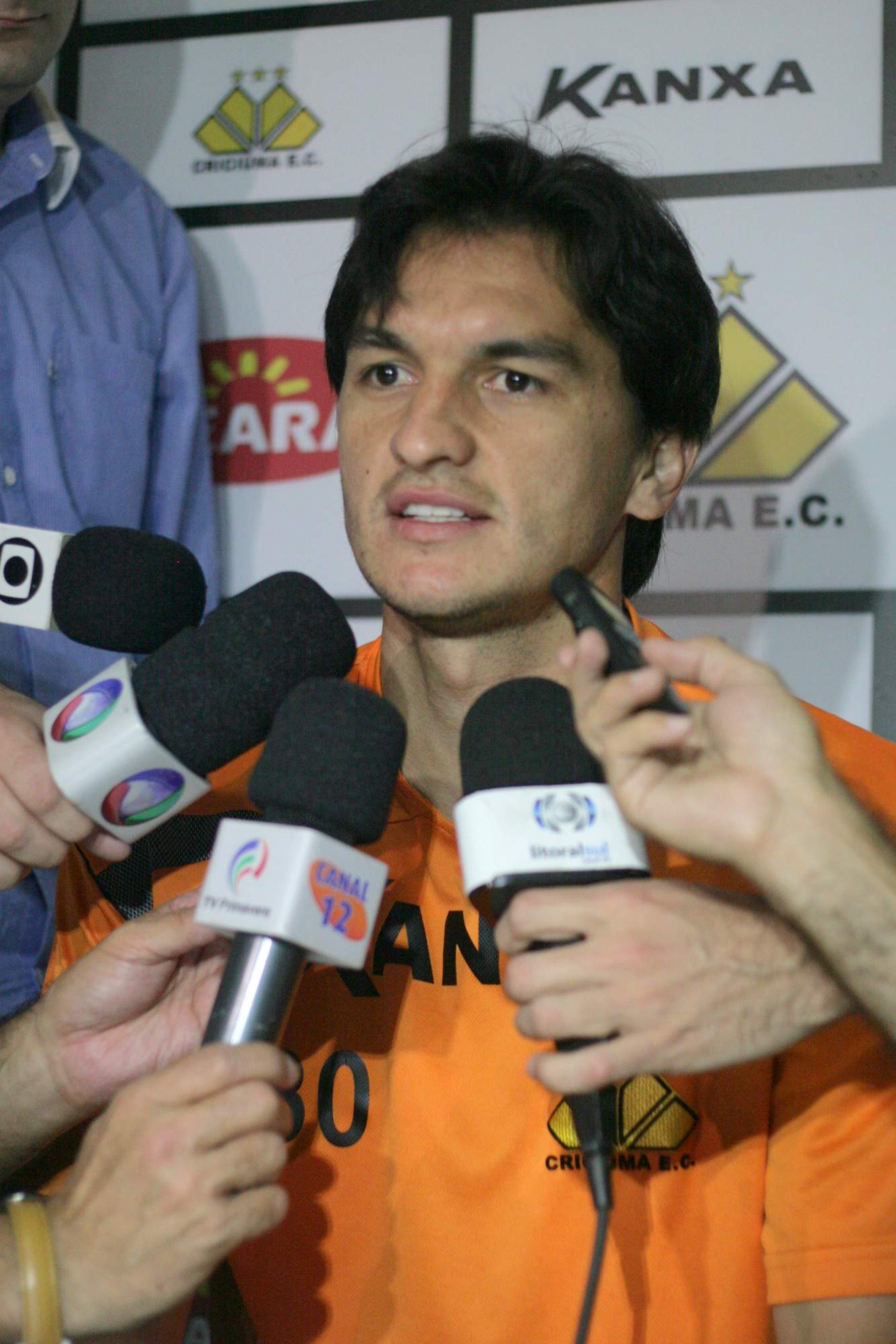 Entrevista coletiva com Matheus Ferraz